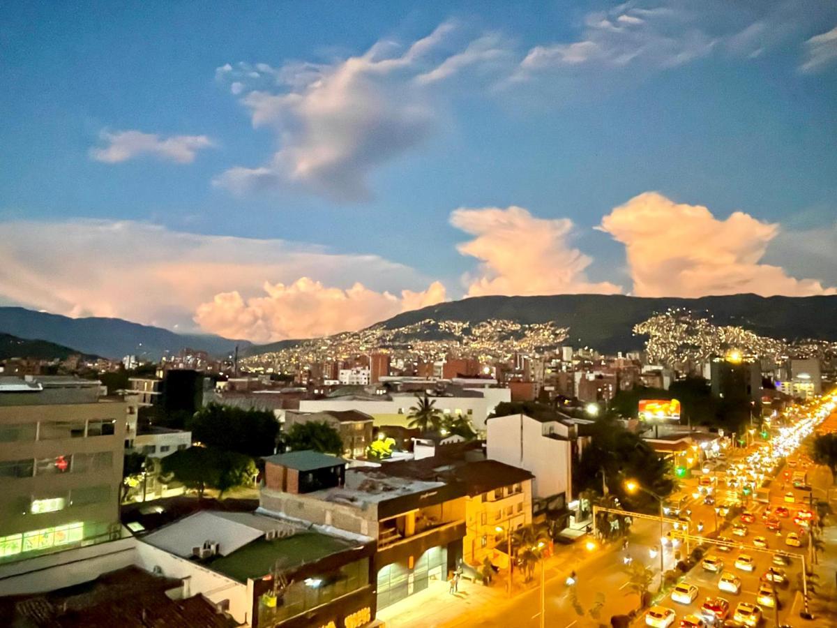 Apartamento En Laurels Medellín Zewnętrze zdjęcie