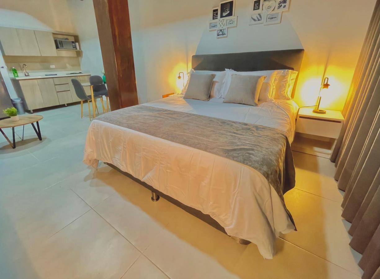 Apartamento En Laurels Medellín Zewnętrze zdjęcie